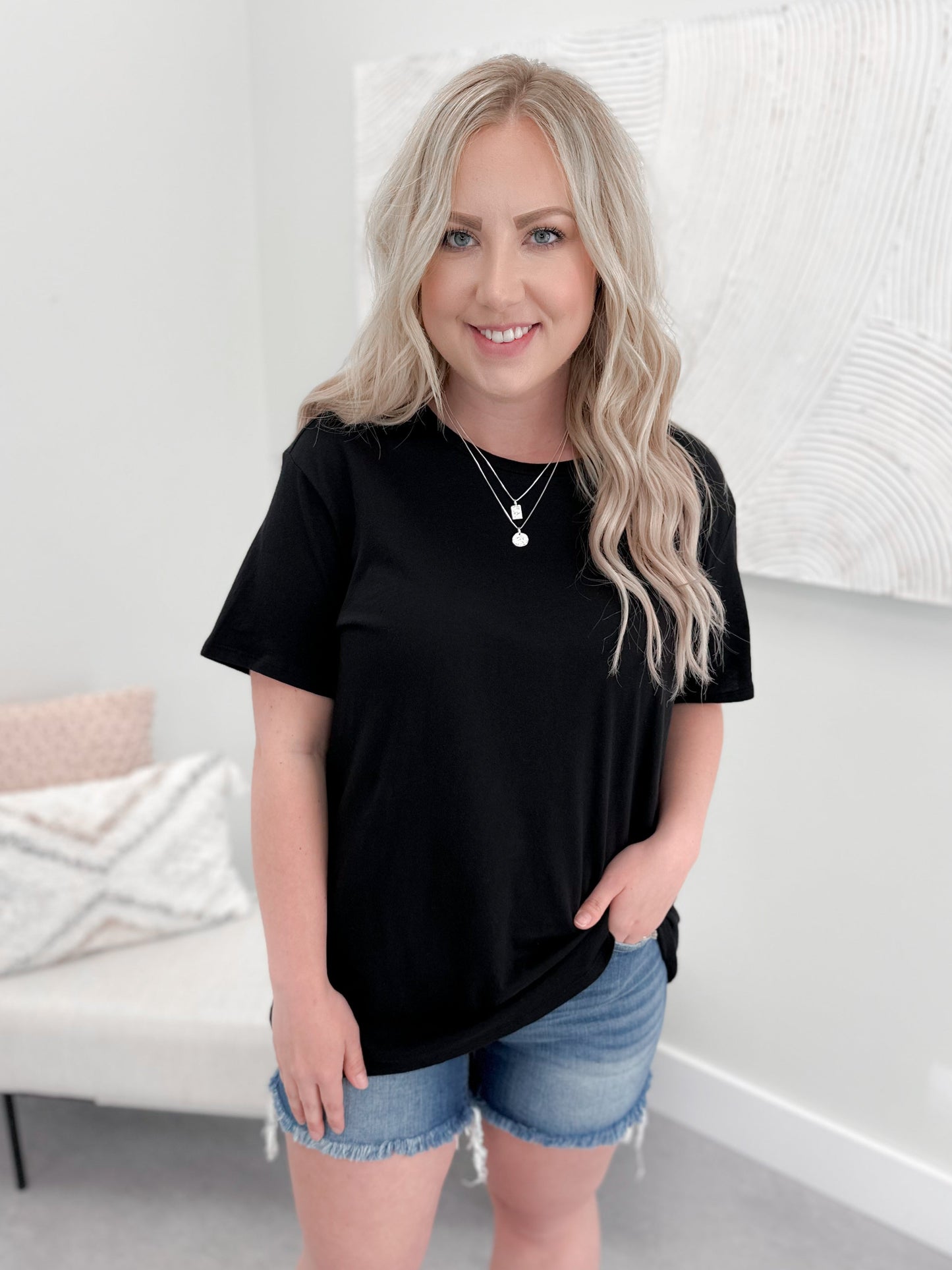 Classic Tee in Black