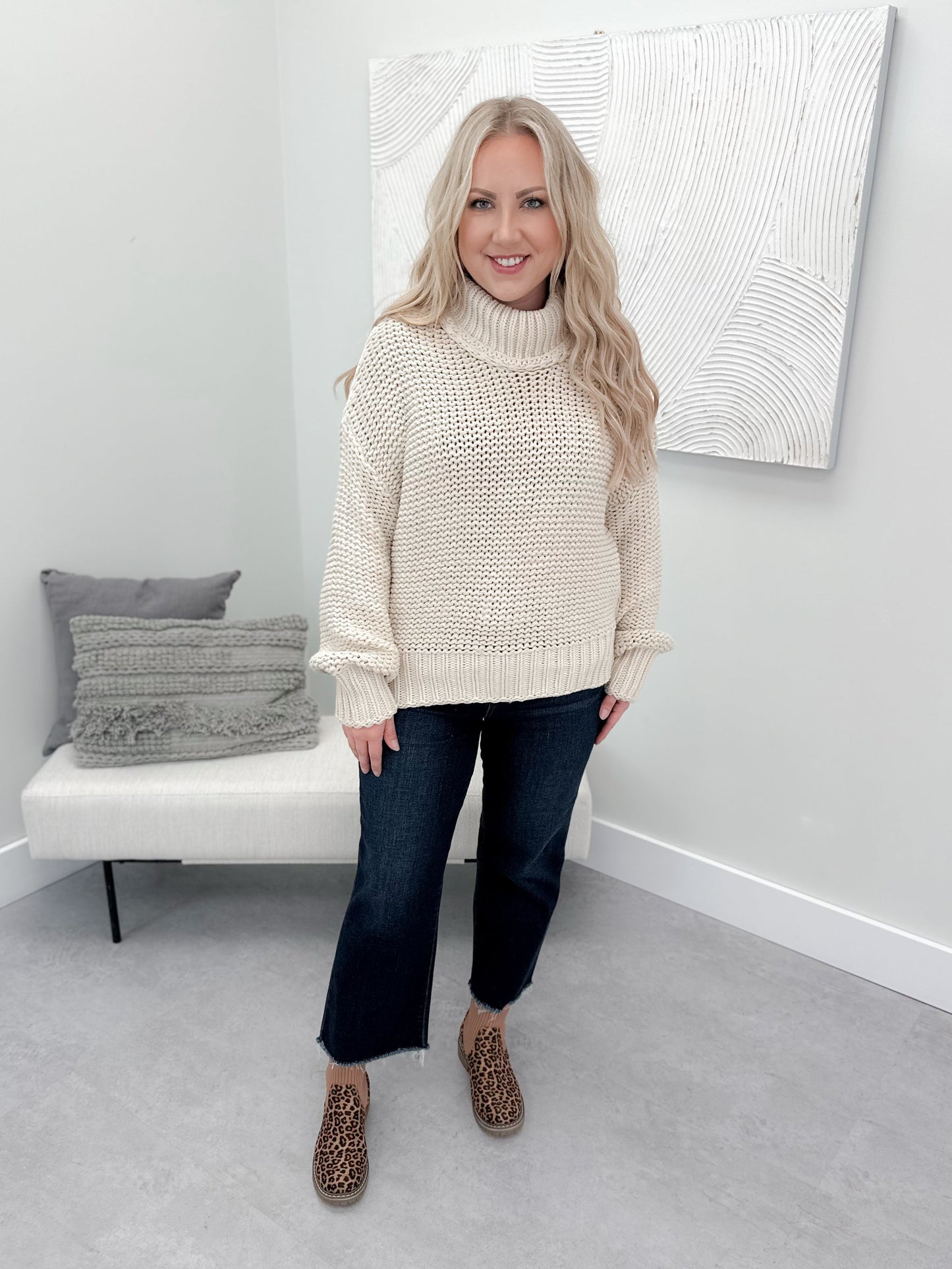 Shadow Chunky Knit Sweater in Sand